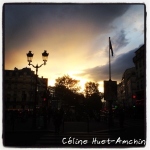 Coucher de soleil Place Pigalle Paris