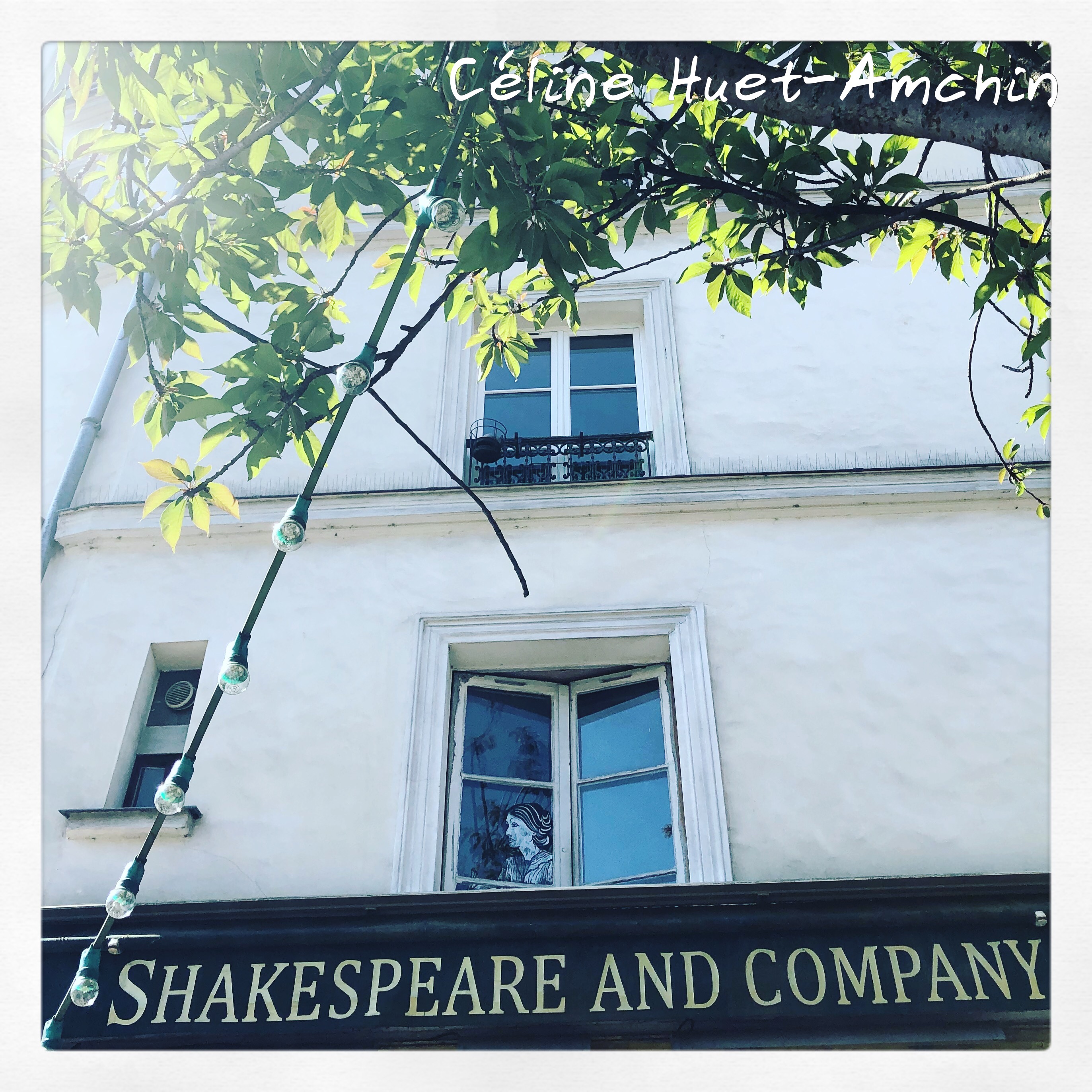 Shakespeare and Co Paris