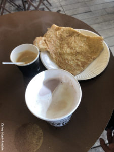 Chocolat chaud café et crêpe Le Mont Saint-Michel Normandie