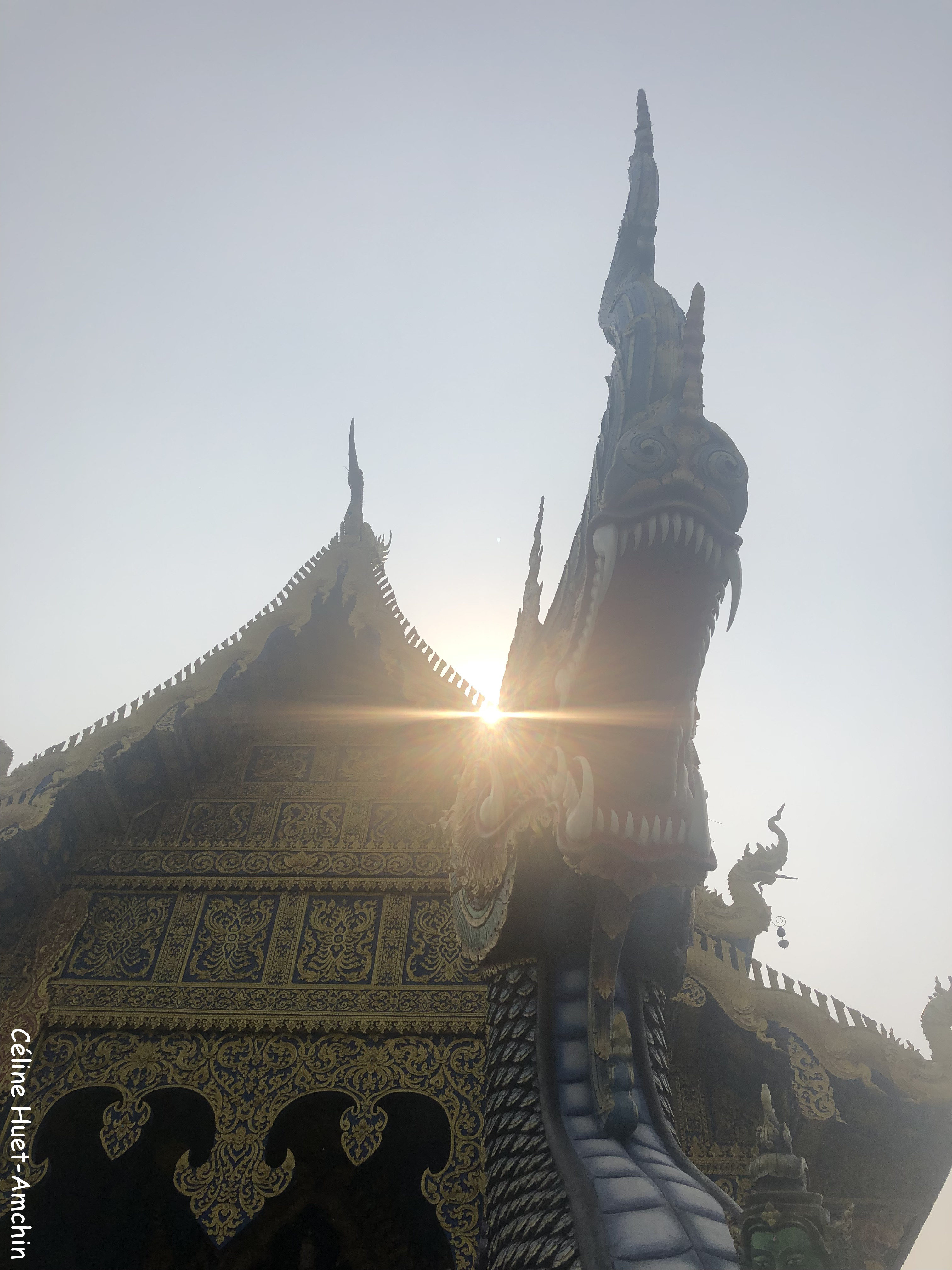 Blue Temple Wat Rong Suea Ten Province de Chiang Rai Thaïlande Asie