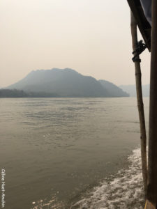 Direction Pha Tad Ke Botanical Garden en bateau sur le Mékong Laos Asie