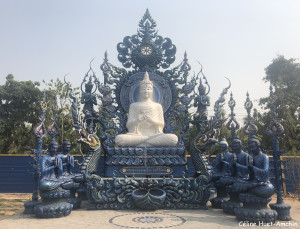 Blue Temple Wat Rong Suea Ten Province de Chiang Rai Thaïlande Asie